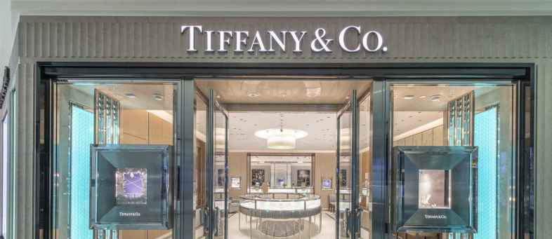 Reliance Industries set to bring Tiffany stores to India.jpg Reliance Industries set to bring Tiffany stores to India.jpg