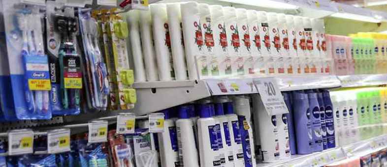 Cars, shampoo and travel tell tale of India's slowing consumption.jpg Cars, shampoo and travel tell tale of India's slowing consumption.jpg