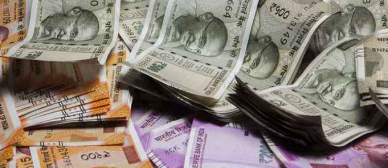 India’s-Fiscal-deficit-widens-to-Rs-3.52-lakh-crore-in-June-quarter-amid-fall-in-subsidies.jpg