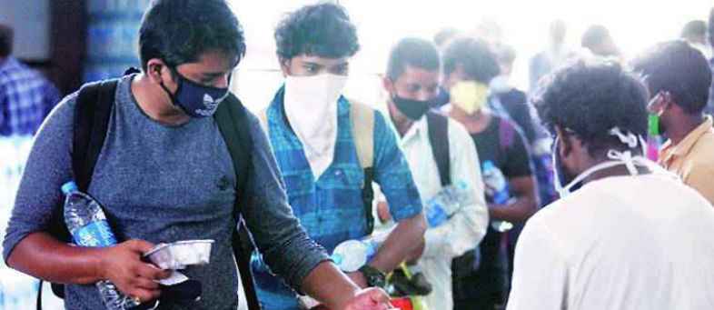Unlock 1 100 workers returned from flight to start Metro Rail work.jpg Unlock 1 100 workers returned from flight to start Metro Rail work.jpg