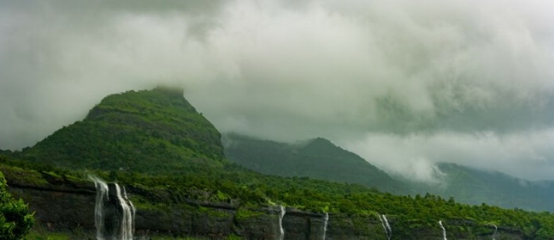 Monsoon.jpg Monsoon.jpg