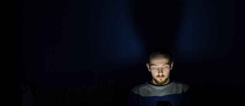 Do you have a habit of using the phone in dark mode So read this need.jpg Do you have a habit of using the phone in dark mode So read this need.jpg