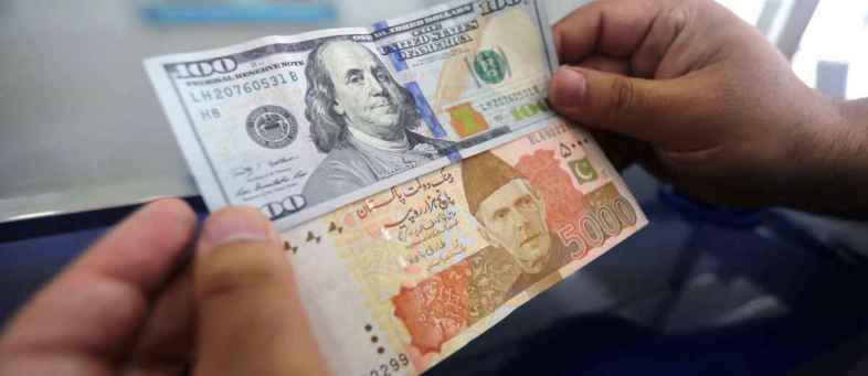 Pakistani rupee at All time Low against US Dollar.jpg Pakistani rupee at All time Low against US Dollar.jpg