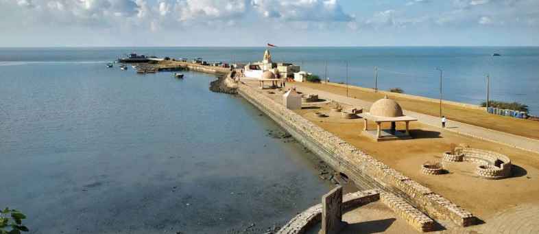 Holy Lake In India - Where One Gets Salvation By Taking A Bath.jpg Holy Lake In India - Where One Gets Salvation By Taking A Bath.jpg