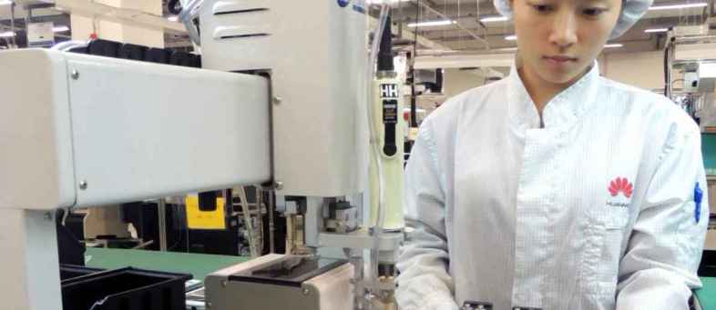 Foxconn Cuts Back Huawei Production Amid US Ban.jpg Foxconn Cuts Back Huawei Production Amid US Ban.jpg
