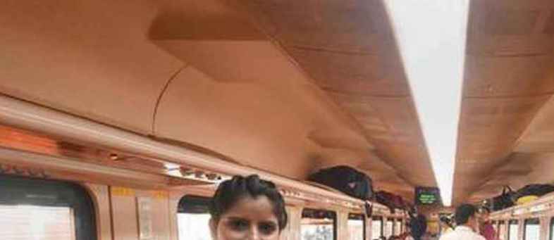 12 private trains will run in India from 2023, Railways will earn so much by running 151 trains by 2027.jpg 12 private trains will run in India from 2023, Railways will earn so much by running 151 trains by 2027.jpg