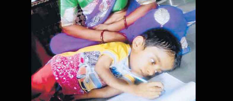 9 year old child suffering from a serious bone disease, Speaks 5 adhyay of geeta orally.jpeg 9 year old child suffering from a serious bone disease, Speaks 5 adhyay of geeta orally.jpeg