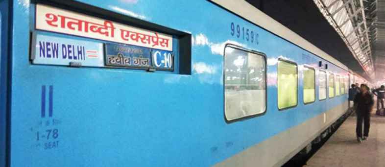 Shatabdi-Express.jpg Shatabdi-Express.jpg