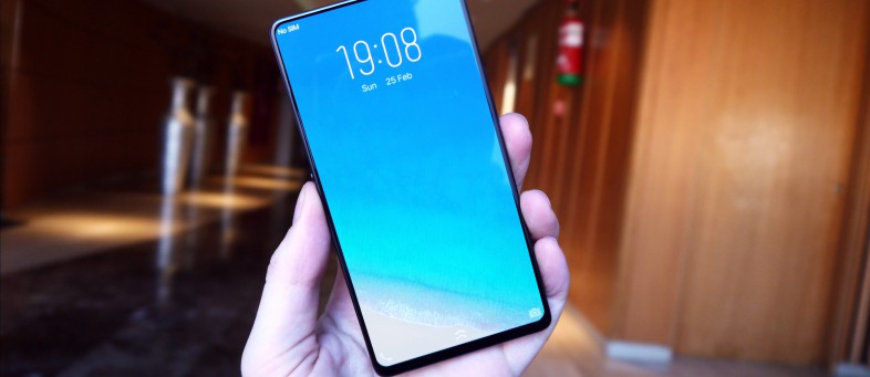 Smartphone.jpg Smartphone.jpg