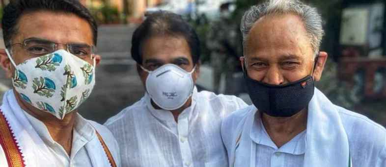 Gehlot-Pilot.jpg Gehlot-Pilot.jpg