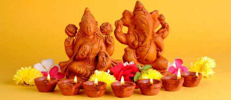 Lakshmi-Ganesh Idols From Gorakhpur To Slay Dragon This Diwali--.jpg Lakshmi-Ganesh Idols From Gorakhpur To Slay Dragon This Diwali--.jpg