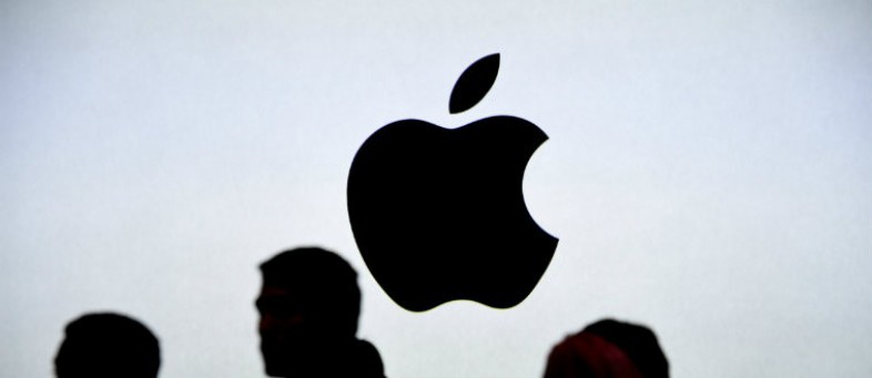 Apple removes Facebook security app from App Store.jpg Apple removes Facebook security app from App Store.jpg