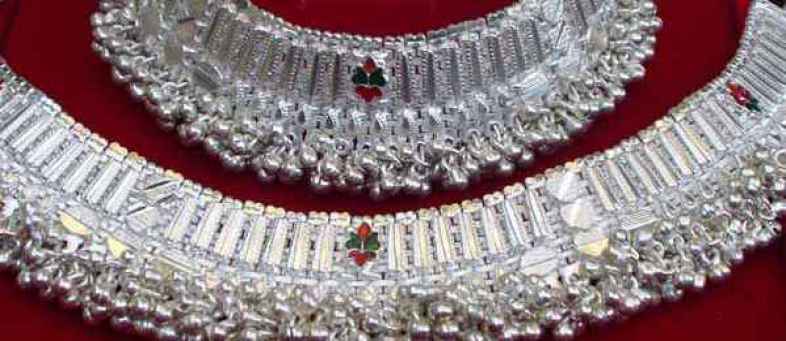 Profit booking the next day in silver.jpg Profit booking the next day in silver.jpg