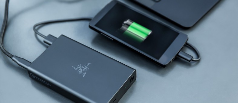 Razer-Powerbank.jpg Razer-Powerbank.jpg