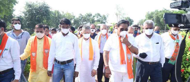 CR Patil's Sabarkantha-Aravalli tour canceled due to breach of Corona guideline.jpg CR Patil's Sabarkantha-Aravalli tour canceled due to breach of Corona guideline.jpg