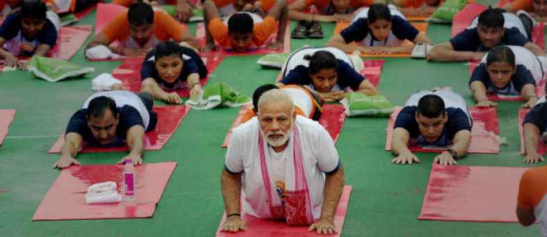 World Yoga Day - Modi's preparations begin tweeted video of Trikonasana.jpg World Yoga Day - Modi's preparations begin tweeted video of Trikonasana.jpg