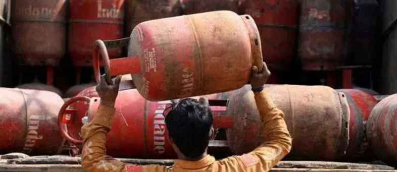 LPG gas subsidy not credited in your bank account Know a step-by-step guide to check subsidy status (1).jpg LPG gas subsidy not credited in your bank account Know a step-by-step guide to check subsidy status (1).jpg