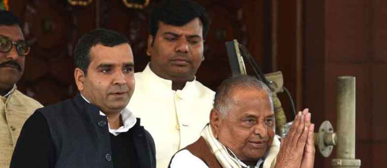 Ex MP Samajwadi Party Leader Dharmendra Yadav Tested Corona Positive Admitted In Safai Hospital (1).jpg Ex MP Samajwadi Party Leader Dharmendra Yadav Tested Corona Positive Admitted In Safai Hospital (1).jpg